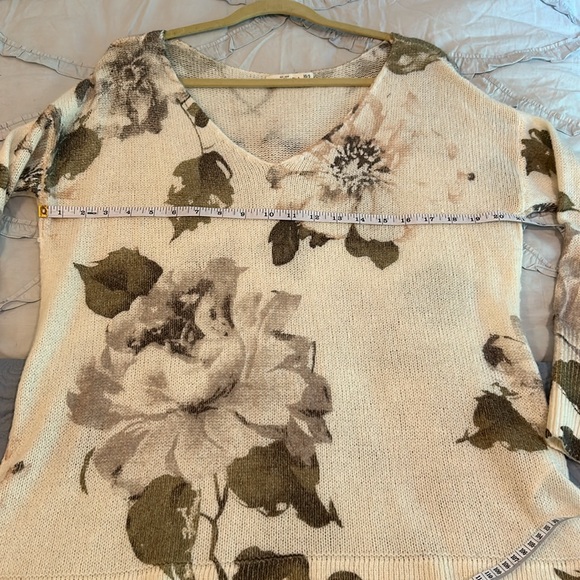 Beautiful oversized Abercrombie & Fitch Sweater - Picture 5 of 11